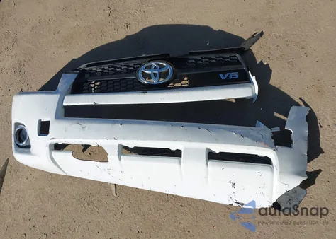 2011 Toyota Rav4 Sport V6 z USA, uszkodzony, nr VIN 2T3RK4DV0BW044447